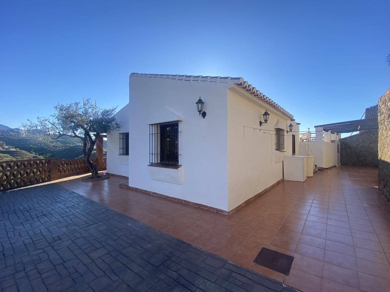 2 sypialnia Finka/Dom wiejski do wynajęcia w Frigiliana z basenem garażem - 1 200 € (Ref: 9394239)