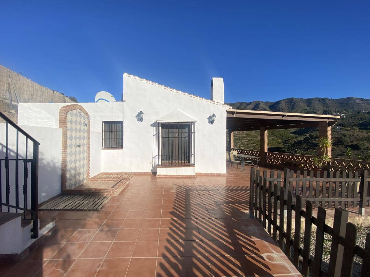 2 sypialnia Finka/Dom wiejski do wynajęcia w Frigiliana z basenem garażem - 1 200 € (Ref: 9394239)