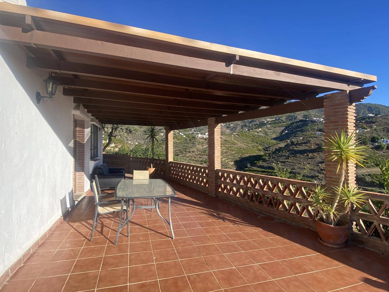 2 sypialnia Finka/Dom wiejski do wynajęcia w Frigiliana z basenem garażem - 1 200 € (Ref: 9394239)