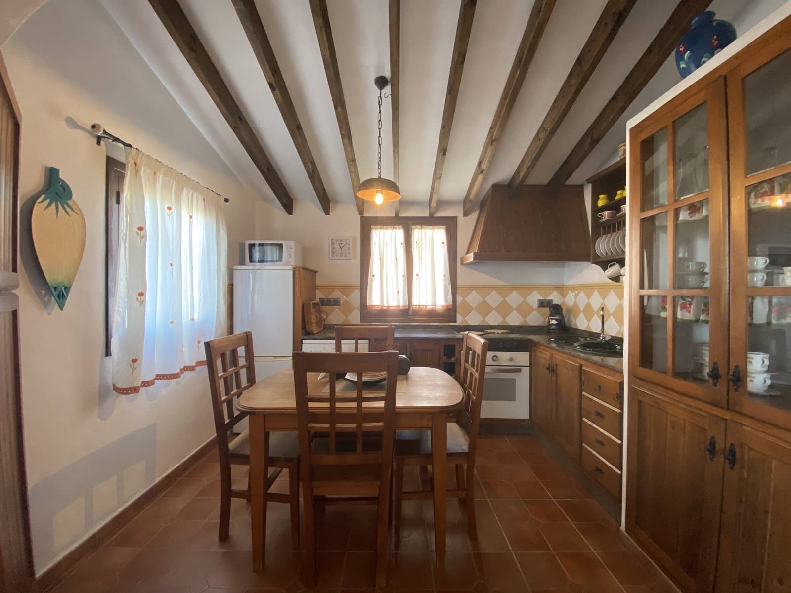 3 bedroom Villa for rent in Frigiliana with pool garage - € 1,600 (Ref: 9562541)