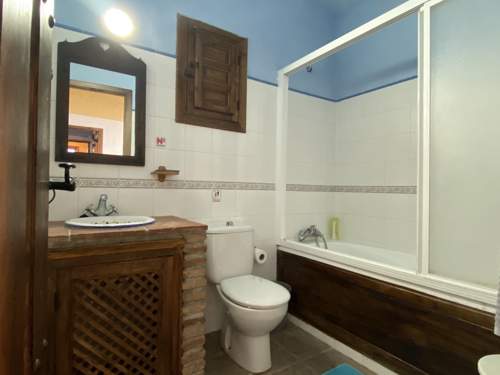 2 bedroom Finca/Country House for rent in Frigiliana with pool garage - € 950 (Ref: 9562543)