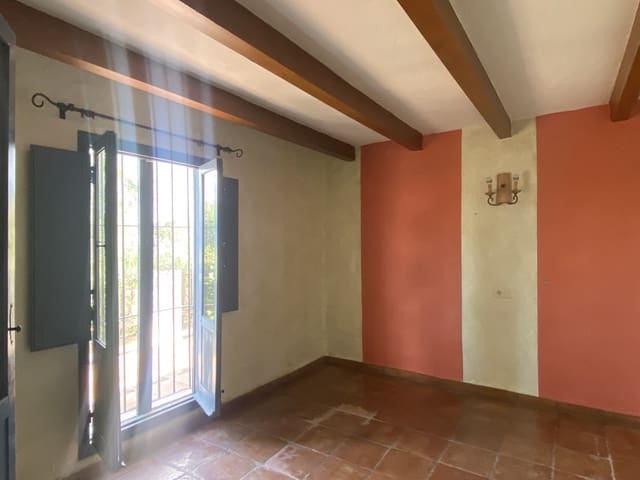 Chalet de 3 habitaciones en Frigiliana en alquiler con piscina garaje - 1.400 € (Ref: 9562594)