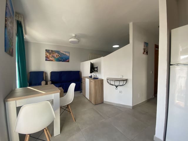 1 soveværelse Lejlighed til leje i Frigiliana - € 750 (Ref: 9619805)