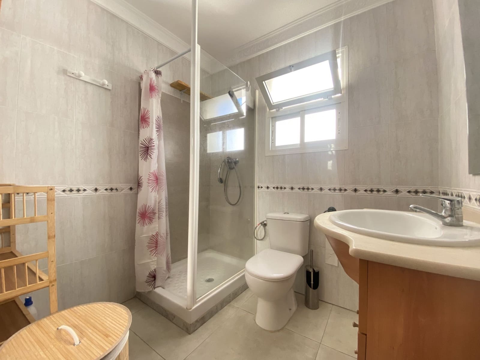 1 soveværelse Lejlighed til leje i Frigiliana - € 750 (Ref: 9619805)