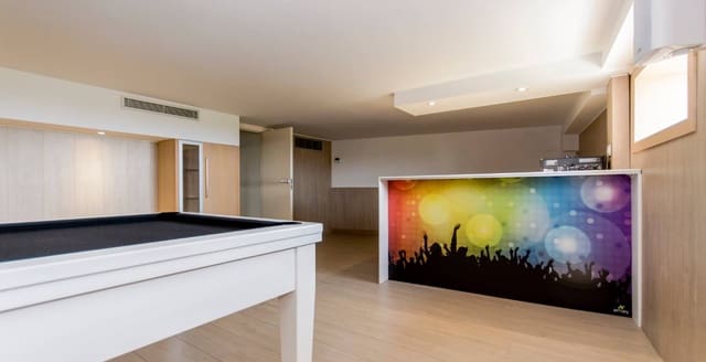 3 camera da letto Villa in vendita in Dehesa de Campoamor, Orihuela con garage - 1.195.000 € (Rif: 10057050)