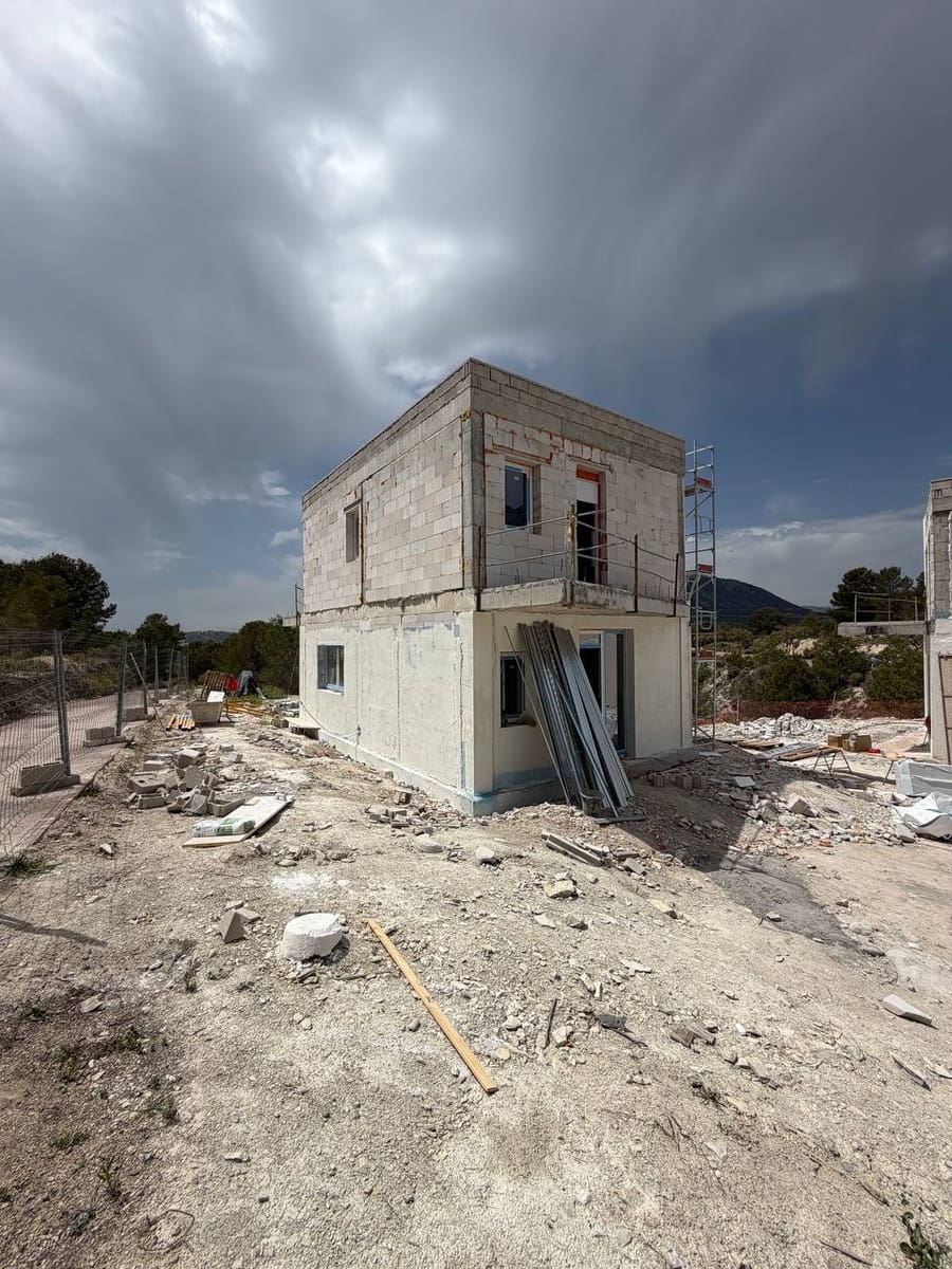 Chalet de 3 habitaciones en Finestrat en venta con garaje - 550.000 € (Ref: 10057056)