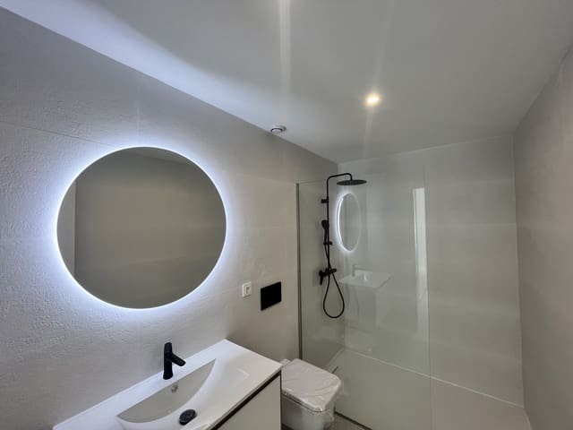 3 bedroom Apartment for sale in Aguas Nuevas, Torrevieja with pool garage - € 300,000 (Ref: 10057120)