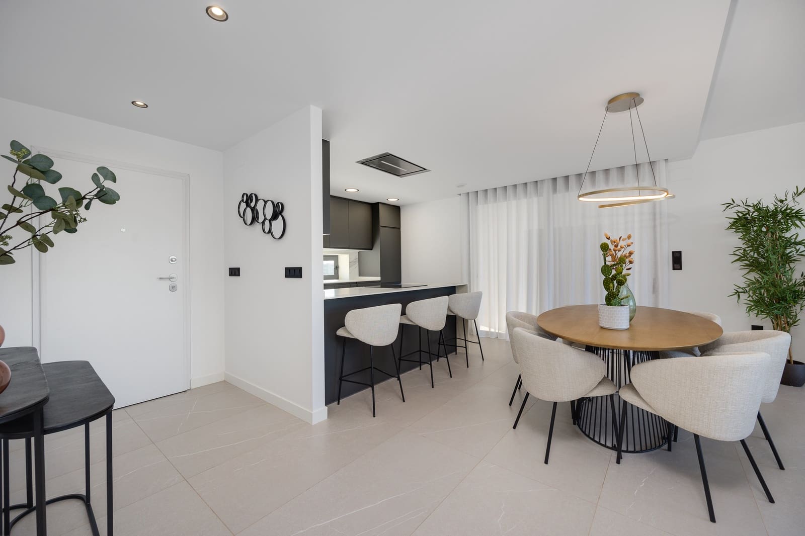 3 makuuhuone Huvila myytävänä paikassa Torrevieja mukana 
autotalli - 585 000 € (Ref: 10057128)