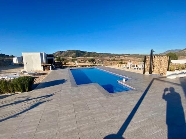 3 soveværelse Villa til salg i La Canalosa med swimmingpool garage - € 410.000 (Ref: 10071756)