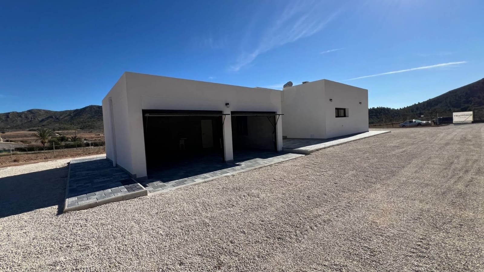 3 soveværelse Villa til salg i La Canalosa med swimmingpool garage - € 410.000 (Ref: 10071756)