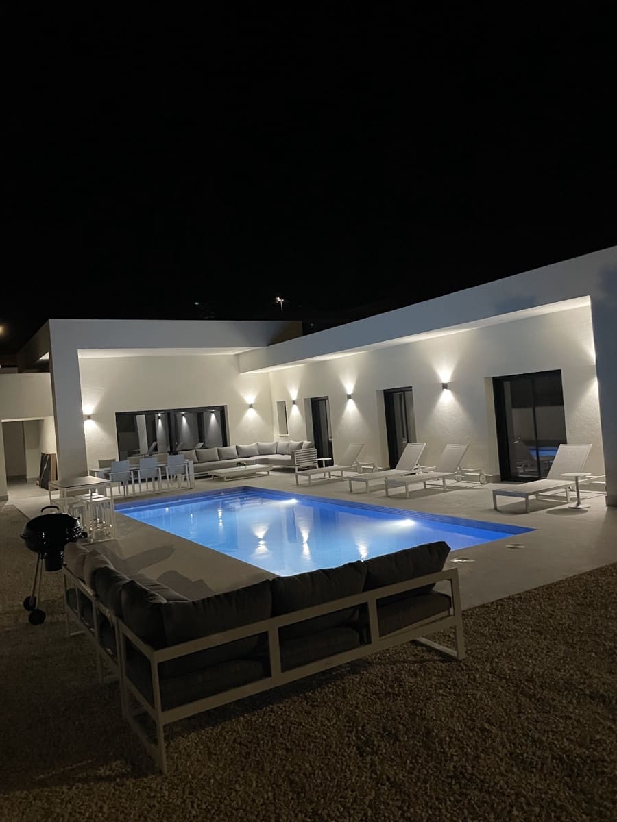 3 slaapkamer Villa te koop in La Romana met zwembad garage - € 390.000 (Ref: 10071763)