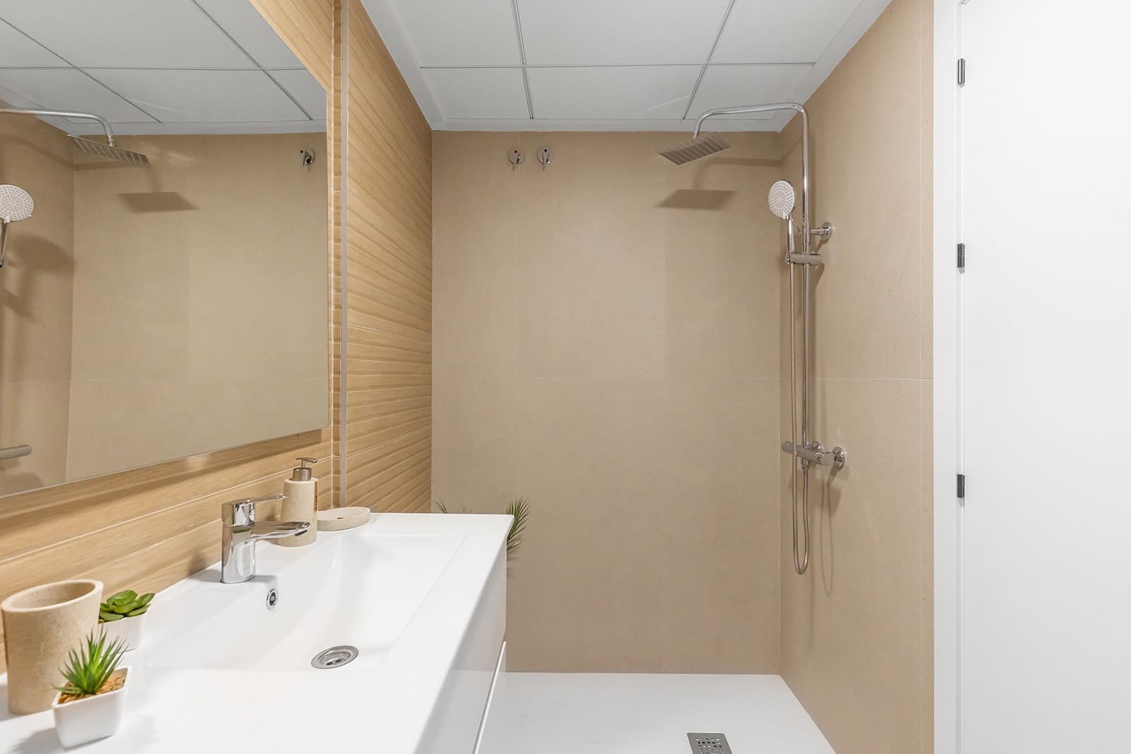3 camera da letto Villetta Bifamiliare in vendita in Rafal con piscina garage - 295.000 € (Rif: 10071776)