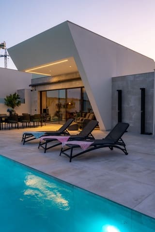 Chalet de 4 habitaciones en Ciudad Quesada, Rojales en venta con piscina garaje - 1.450.000 € (Ref: 10071779)