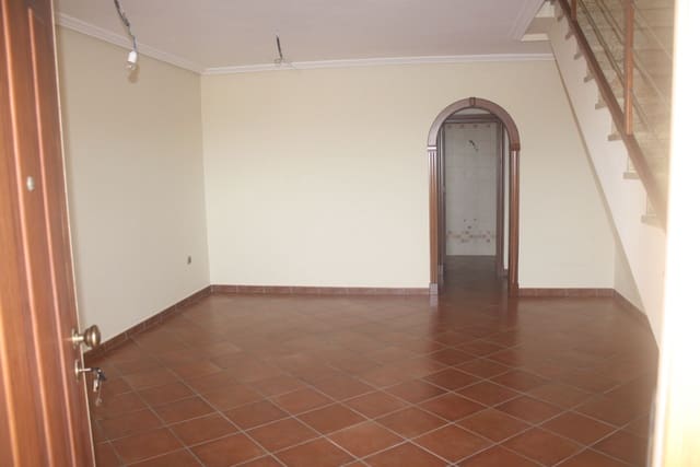 2 makuuhuone Paritalo myytävänä paikassa Los Balcones - Los Altos, Torrevieja mukana uima-altaan 
autotalli - 330 000 € (Ref: 10071787)