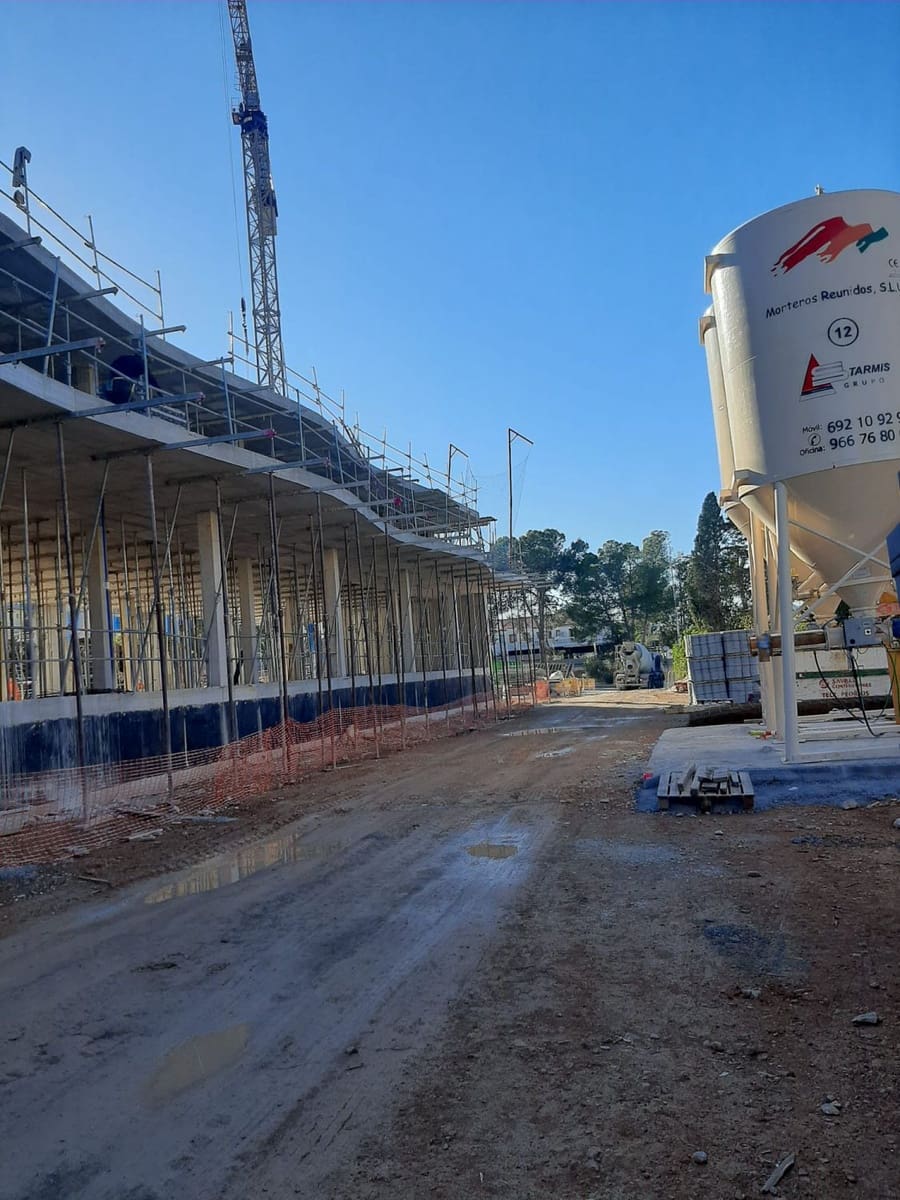 2 sovrum Lägenhet till salu i Alfaz del Pi / L'Alfas del Pi med pool - 590 000 € (Ref: 9347680)