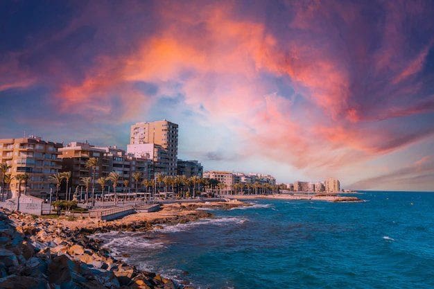 3 sypialnia Dom szeregowy na sprzedaż w Los Balcones z basenem - 290 000 € (Ref: 9419632)