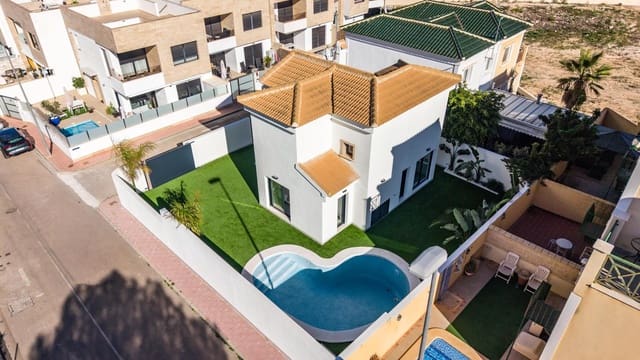 3 sypialnia Willa na sprzedaż w Villamartín - Las Filipinas, Orihuela - 590 000 € (Ref: 9450487)