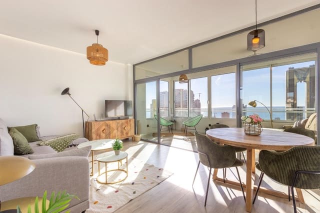 Piso de 2 habitaciones en Via Parque, Benidorm en alquiler con garaje - 1.500 € (Ref: 9489936)