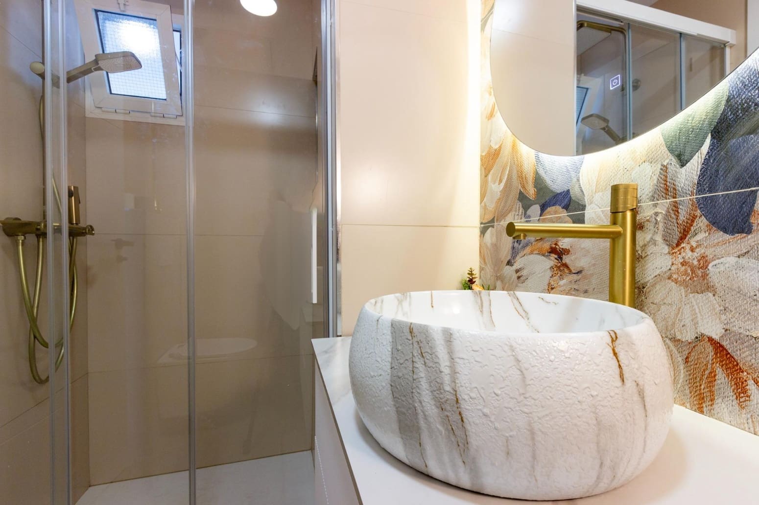 Piso de 2 habitaciones en Benidorm en alquiler con garaje - 1.500 € (Ref: 9489936)