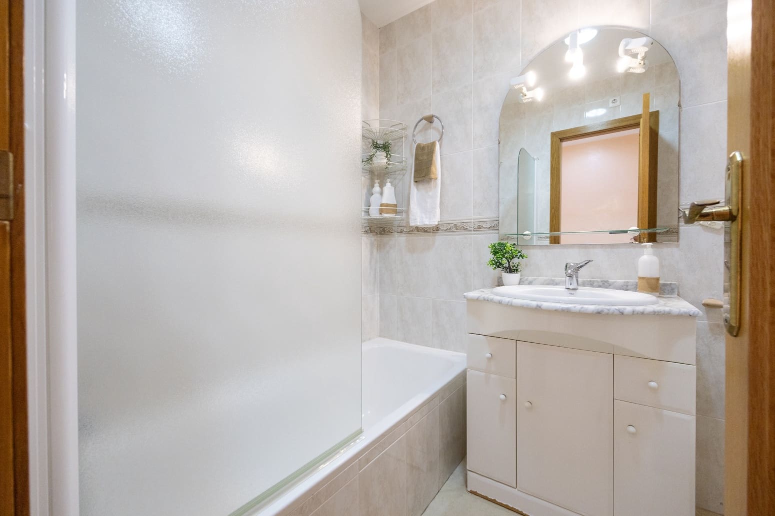 Piso de 3 habitaciones en Benidorm en venta con piscina garaje - 349.900 € (Ref: 9489937)