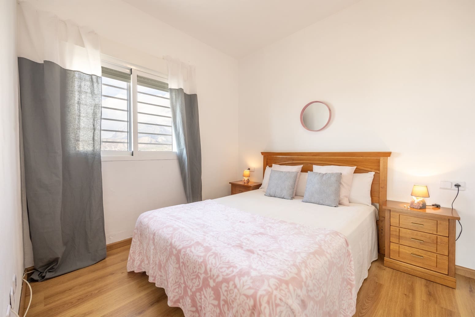 Piso de 3 habitaciones en Benidorm en venta con piscina garaje - 349.900 € (Ref: 9489937)