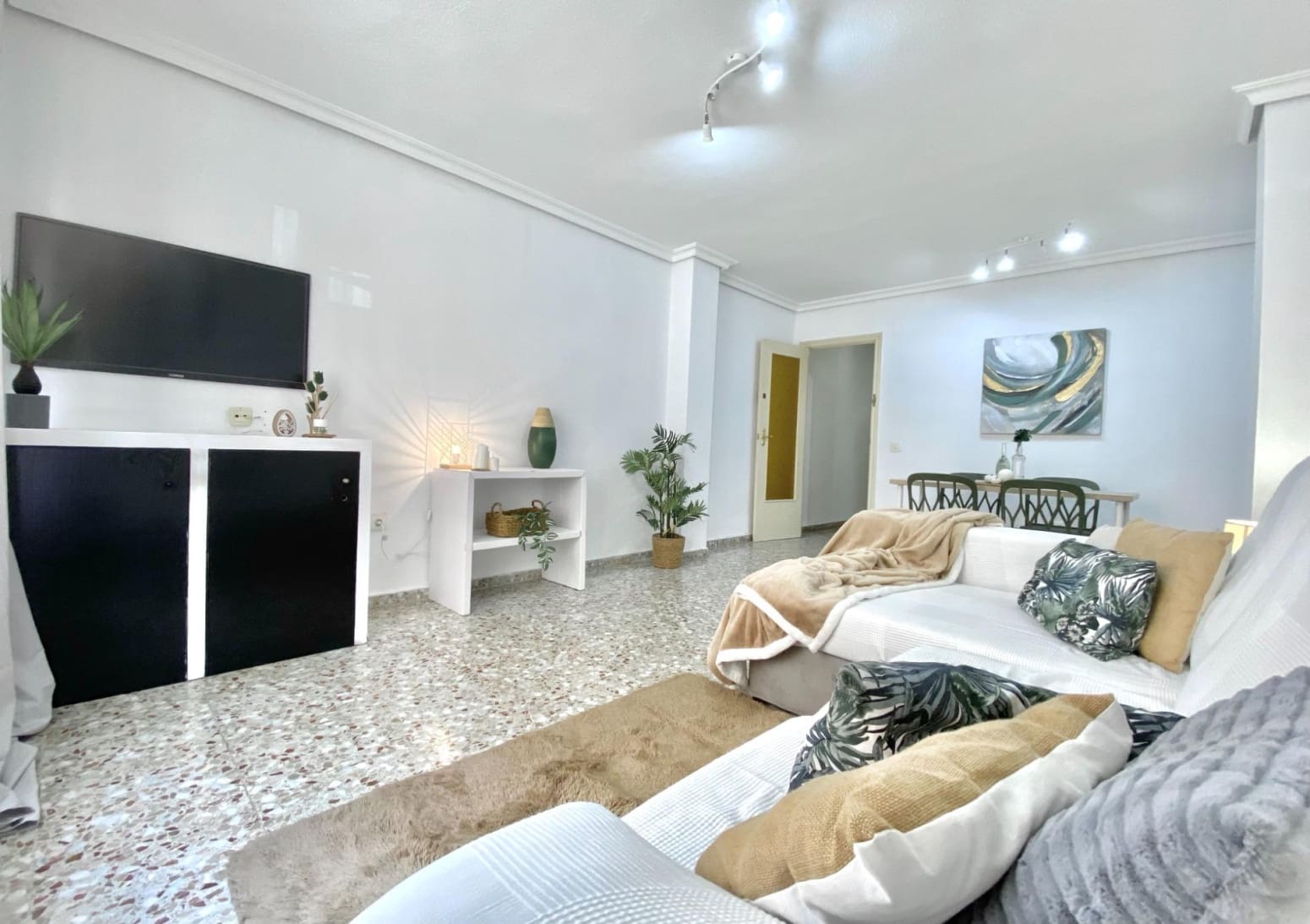 3 bedroom Flat for sale in La Nucia - € 179,989 (Ref: 9489939)