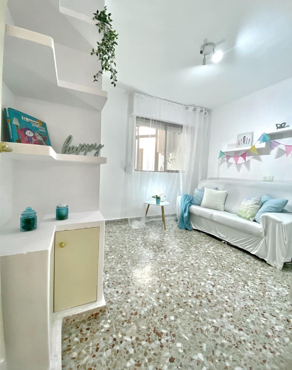 3 bedroom Flat for sale in La Nucia - € 179,989 (Ref: 9489939)