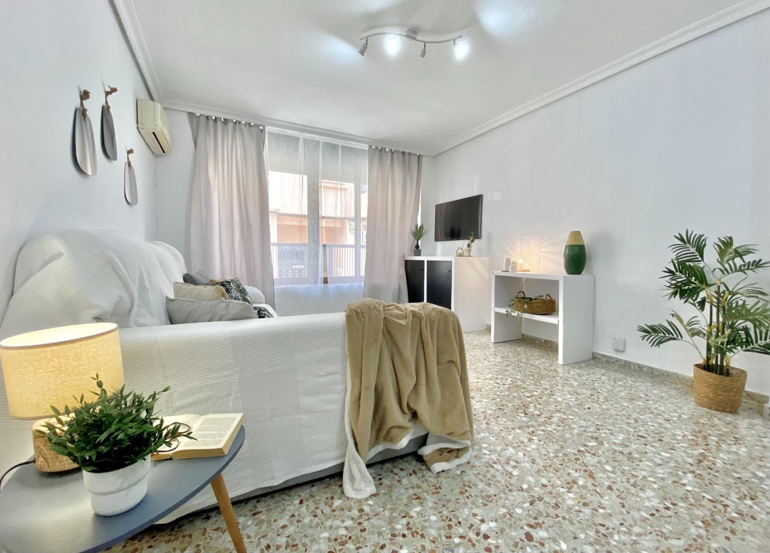 3 bedroom Flat for sale in La Nucia - € 179,989 (Ref: 9489939)