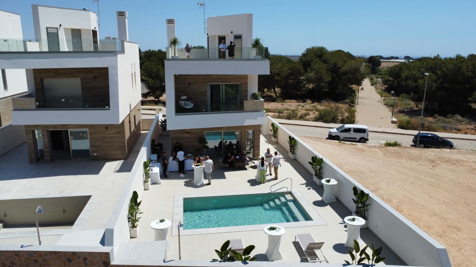 3 bedroom Villa for sale in Pilar de la Horadada with pool - € 474,900 (Ref: 9504210)