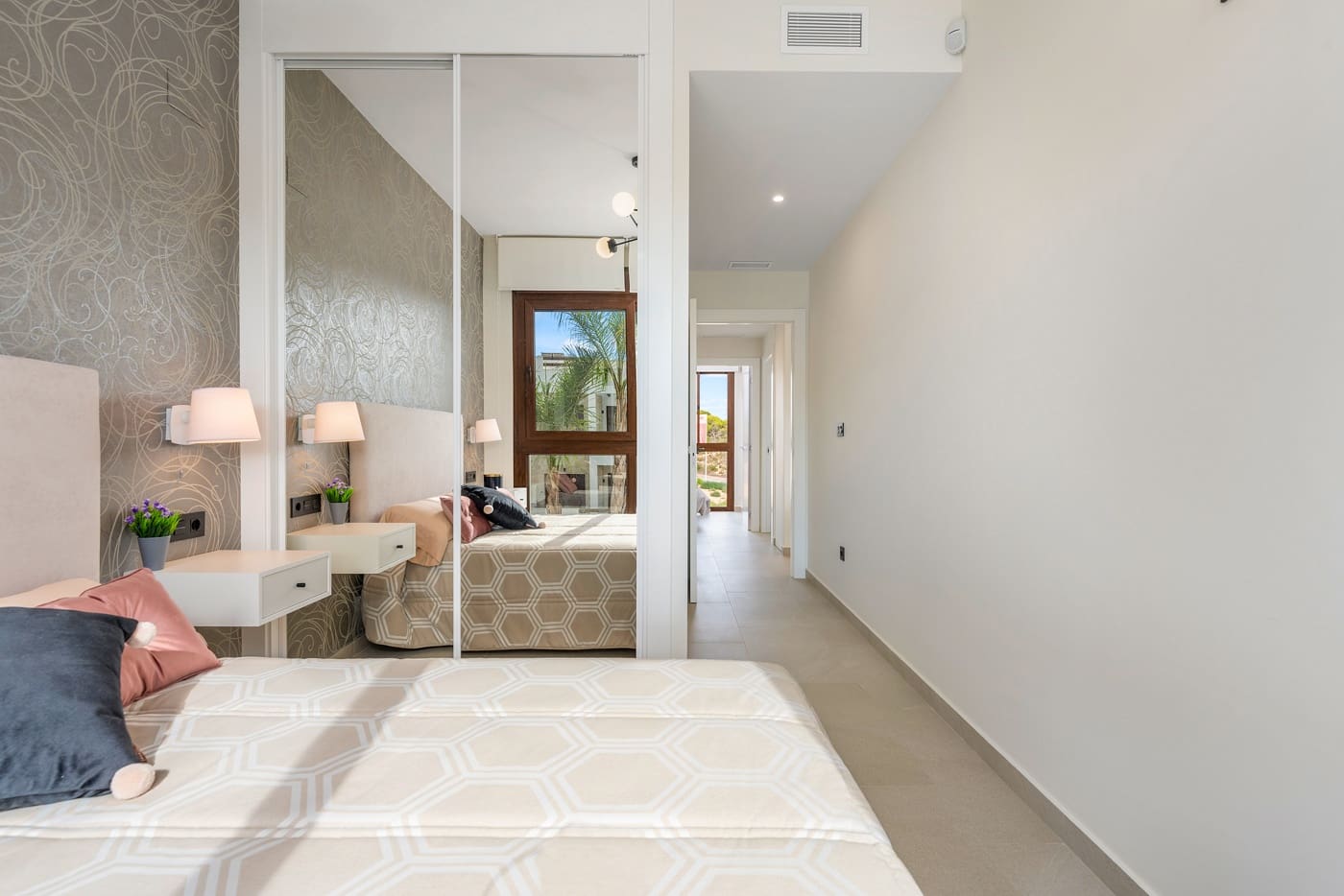 3 soveværelse Byhus til salg i Torrevieja med swimmingpool garage - € 305.000 (Ref: 9707853)