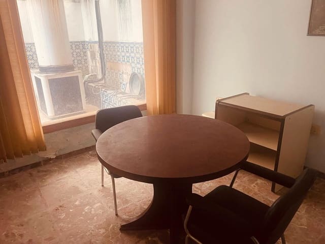 Erhverv til salg i Gandia - € 130.000 (Ref: 9172587)