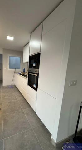 3 soveværelse Lejlighed til leje i Rótova - € 800 (Ref: 9181556)