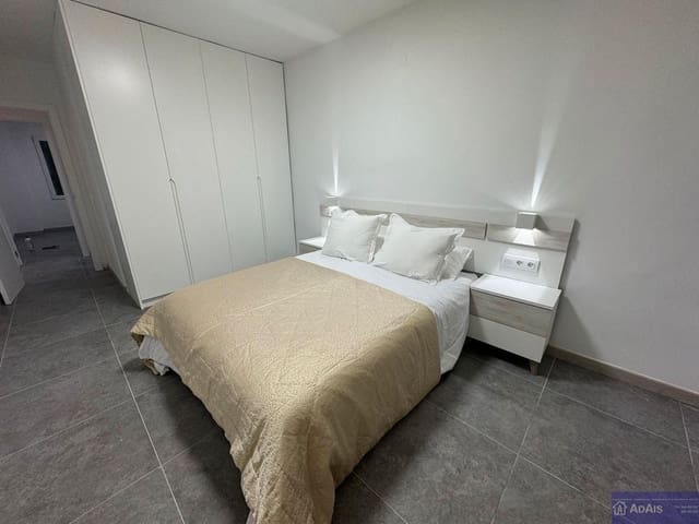3 soveværelse Lejlighed til leje i Rótova - € 800 (Ref: 9181556)