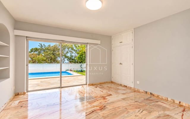 3 chambre Villa/Maison à vendre à Puerto de la Cruz avec piscine garage - 895 000 € (Ref: 10080200)