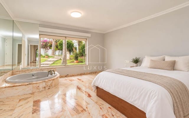 3 chambre Villa/Maison à vendre à Puerto de la Cruz avec piscine garage - 895 000 € (Ref: 10080200)