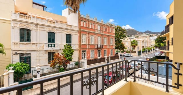 2 chambre Appartement à vendre à Los Hoteles, Santa Cruz de Tenerife - 495 000 € (Ref: 10103515)