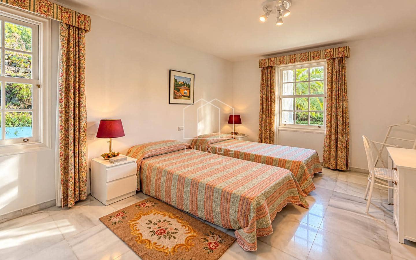 3 Zimmer Villa zu vermieten in Santa Ursula mit Pool Garage - 3.500 € (Ref: 10130996)