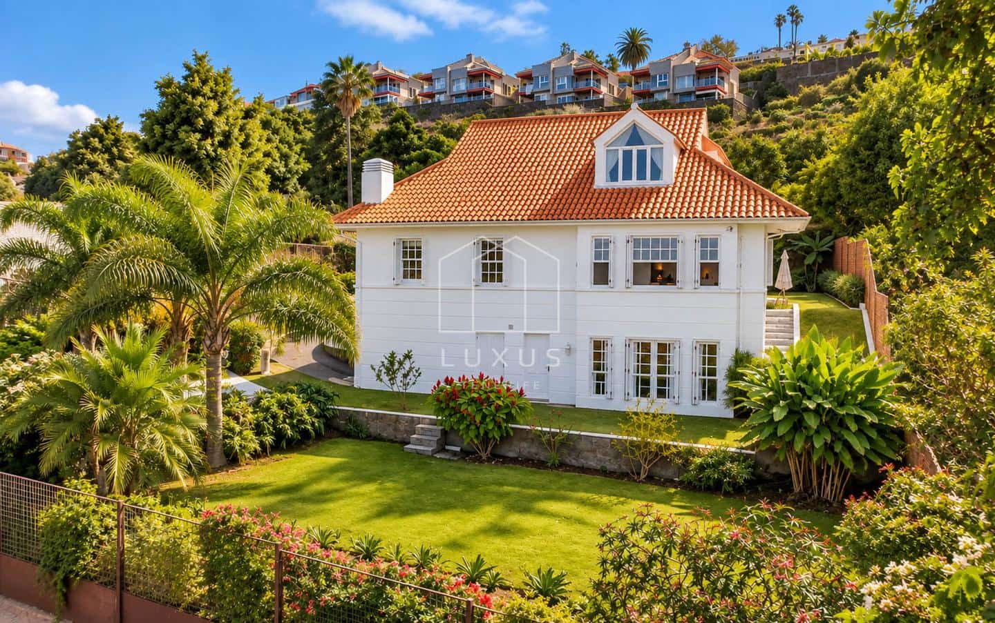 3 Zimmer Villa zu vermieten in Santa Ursula mit Pool Garage - 3.500 € (Ref: 10130996)