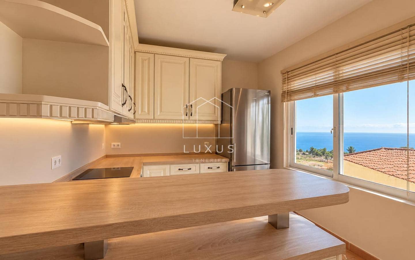 4 soverom Villa til salgs i Tacoronte med svømmebasseng garasje - € 1 300 000 (Ref: 10135102)