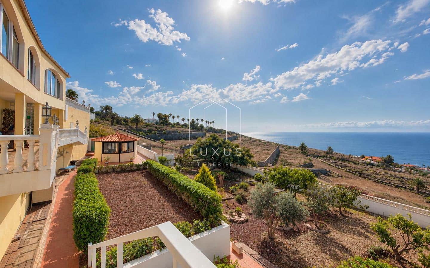 4 soverom Villa til salgs i Tacoronte med svømmebasseng garasje - € 1 300 000 (Ref: 10135102)