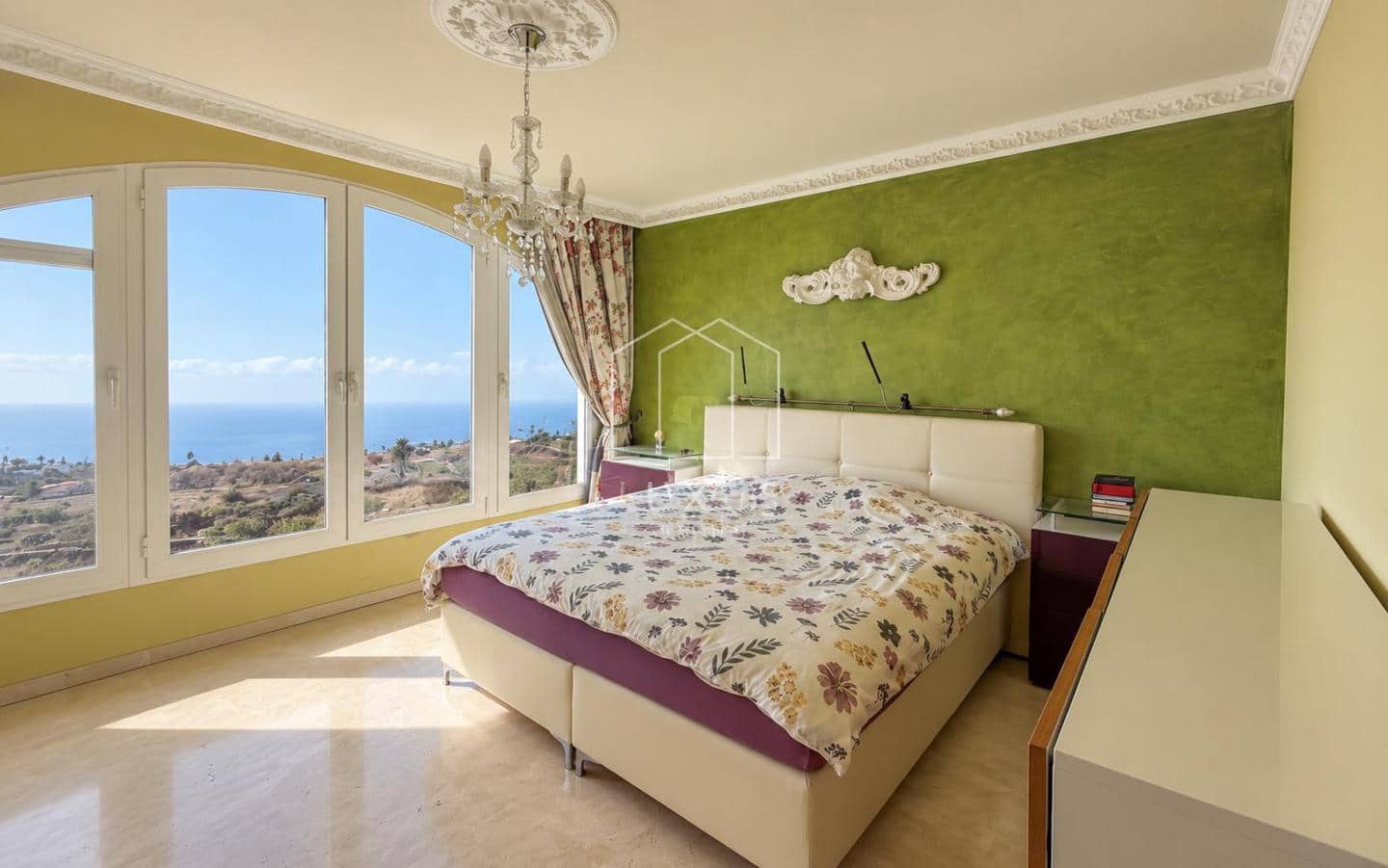 4 soverom Villa til salgs i Tacoronte med svømmebasseng garasje - € 1 300 000 (Ref: 10135102)