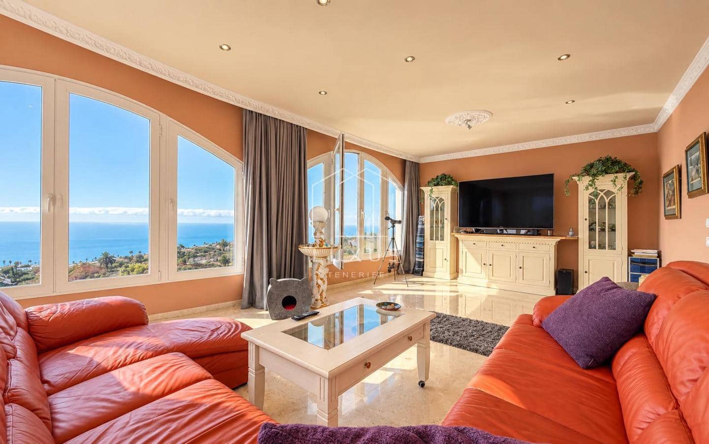 4 soverom Villa til salgs i Tacoronte med svømmebasseng garasje - € 1 300 000 (Ref: 10135102)