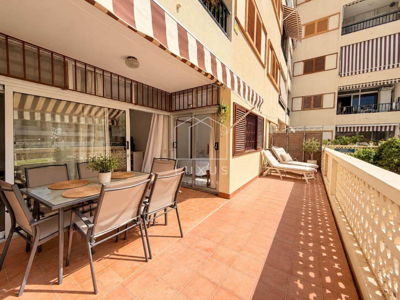 2 soveværelse Lejlighed til salg i Arona - € 450.000 (Ref: 10165886)