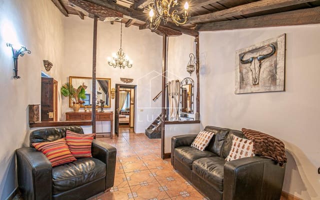 4 slaapkamer Villa te koop in Tacoronte met garage - € 640.000 (Ref: 7483799)