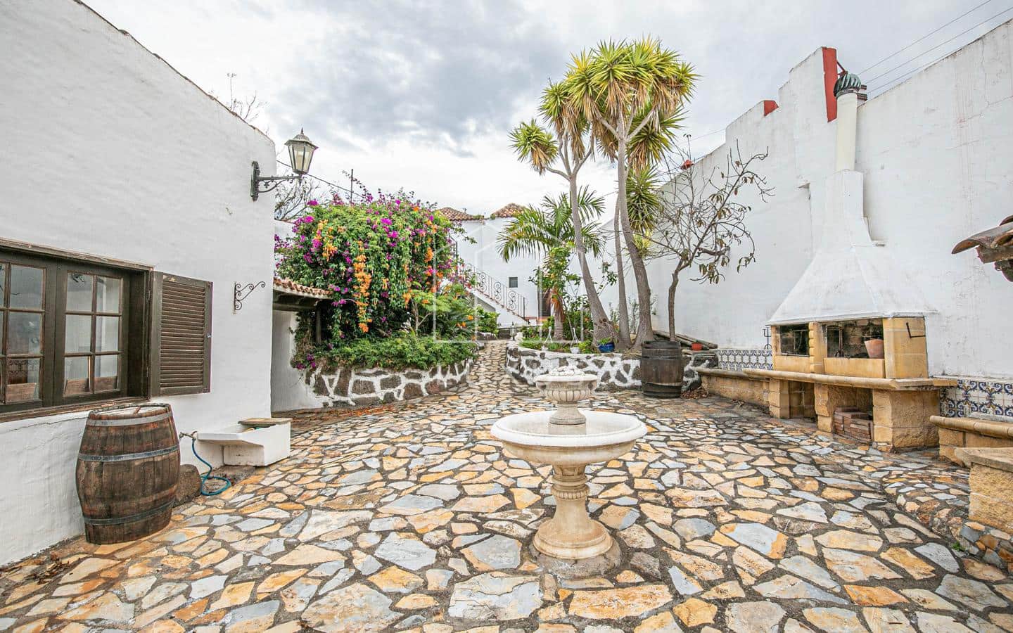 4 chambre Villa/Maison à vendre à Tacoronte avec garage - 640 000 € (Ref: 7483799)