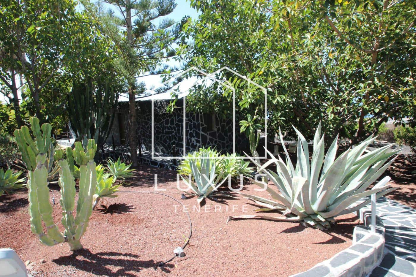 14 soverom Villa til salgs i Guia de Isora med svømmebasseng - € 2 500 000 (Ref: 7483807)