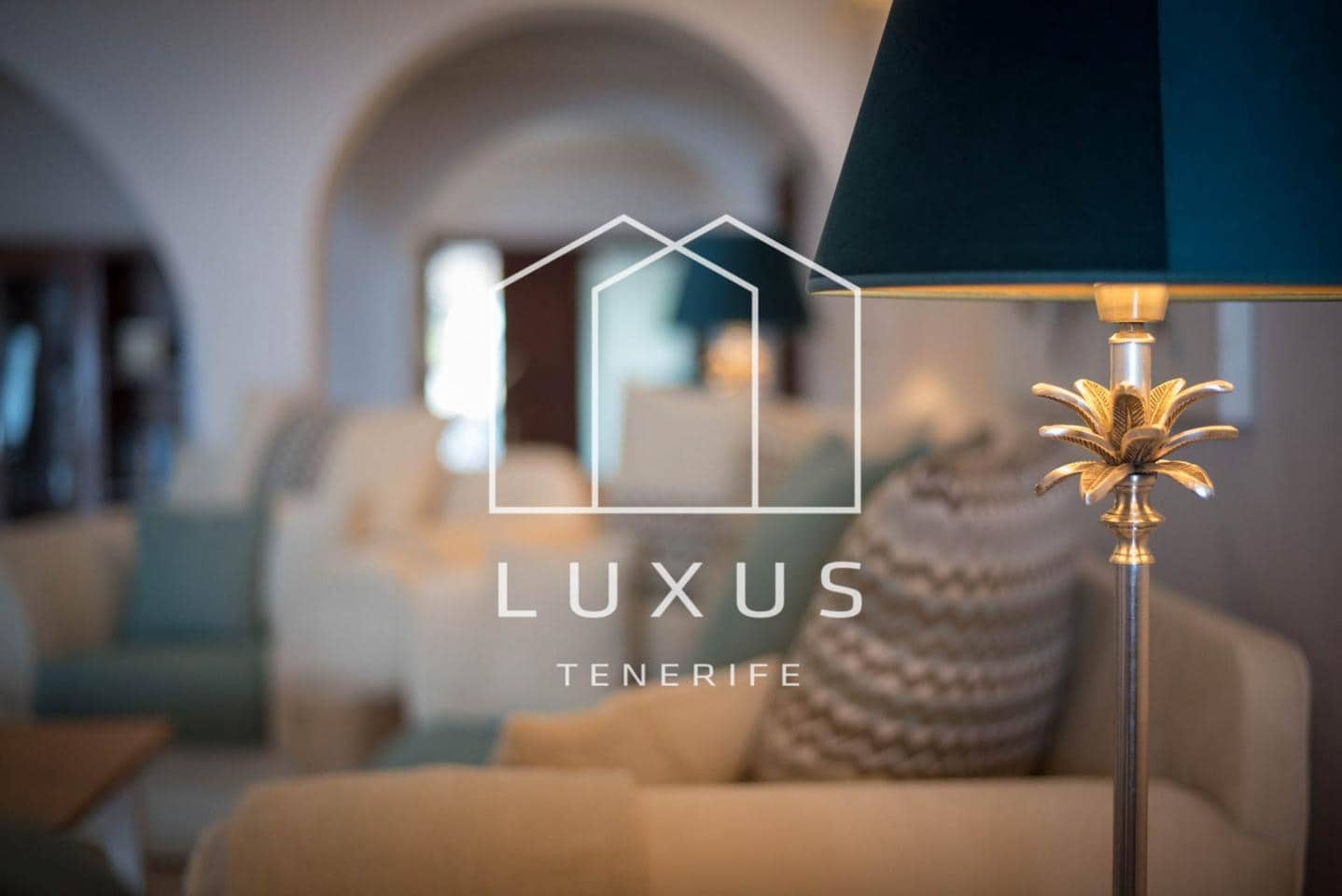 14 soverom Villa til salgs i Guia de Isora med svømmebasseng - € 2 500 000 (Ref: 7483807)