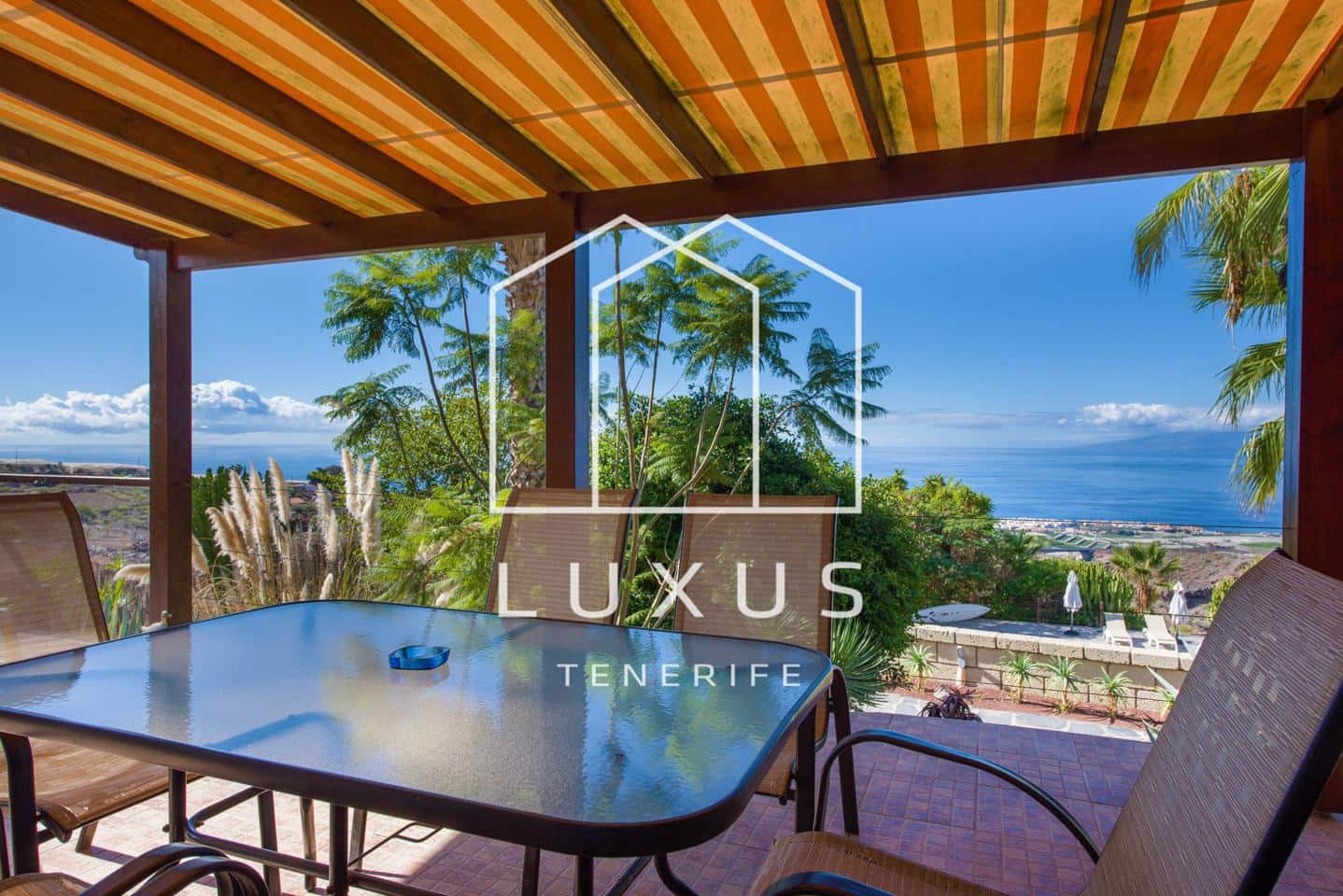 14 soverom Villa til salgs i Guia de Isora med svømmebasseng - € 2 500 000 (Ref: 7483807)