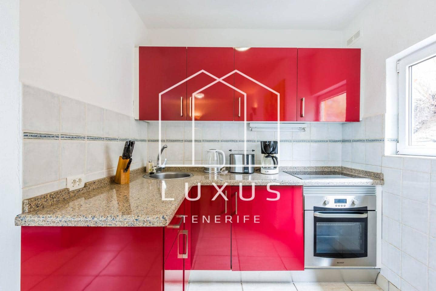 14 sypialnia Willa na sprzedaż w Guia de Isora z basenem - 2 500 000 € (Ref: 7483808)