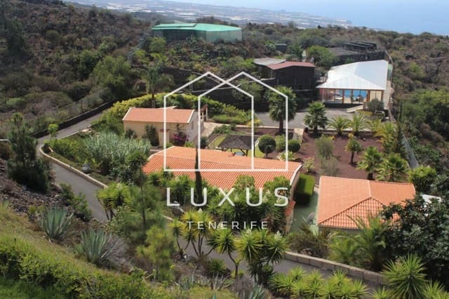 14 bedroom Villa for sale in Guía de Isora with pool - € 2,500,000 (Ref: 7483808)